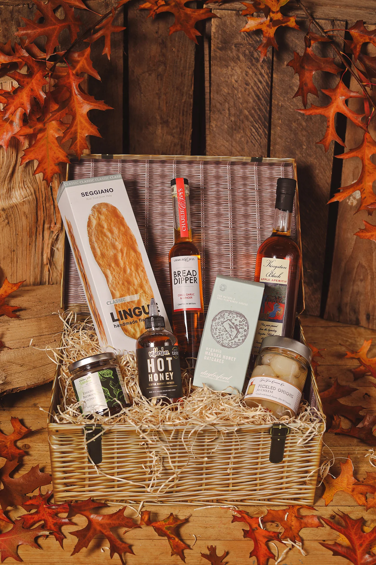 Luxurious Honey and Aperitifs Set
