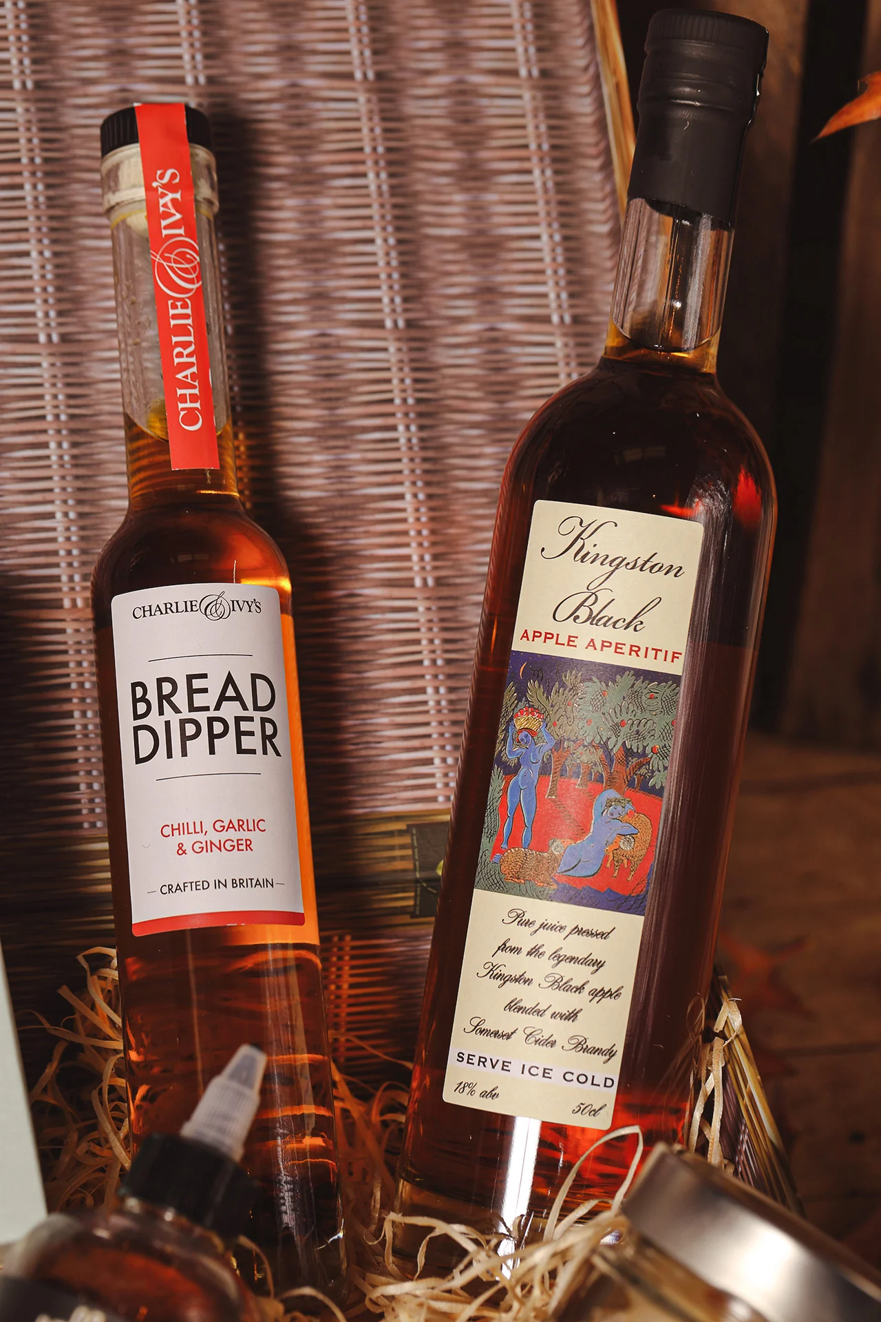 Luxurious Honey and Aperitifs Set - Image 4