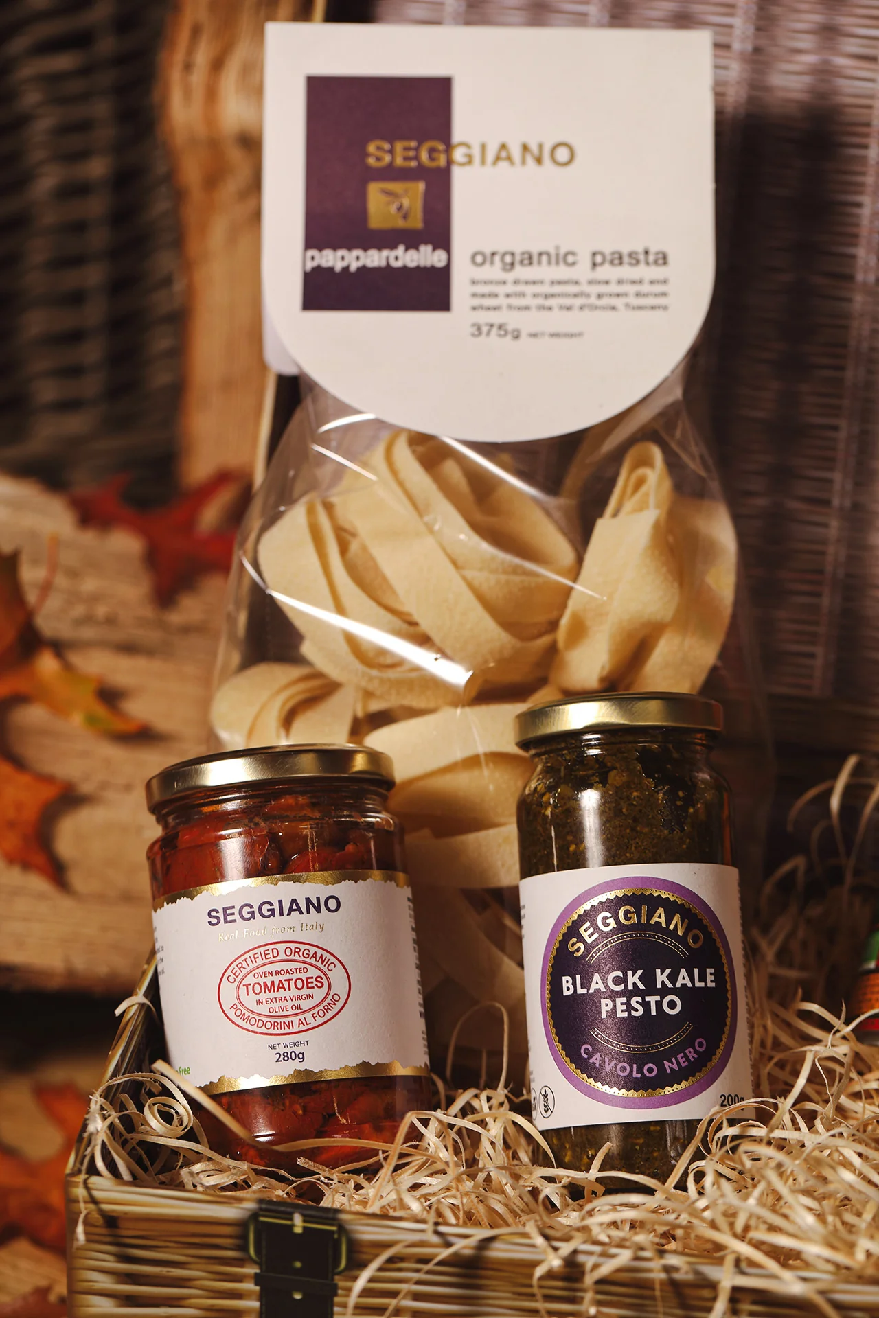 Italian indulgence Gourmet Hamper - Image 2